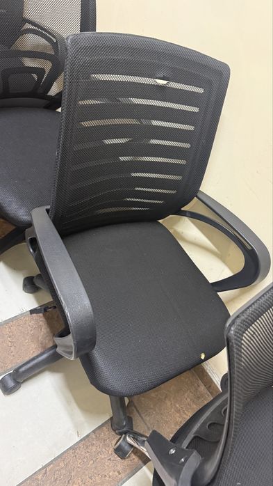 Кресла сетчатые, офисные стулья на колесиках «Zeta»