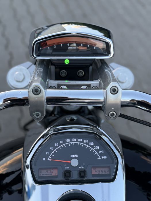 Suzuki intruder m109r m109r2