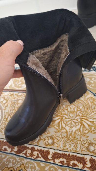 Продается сапоги.