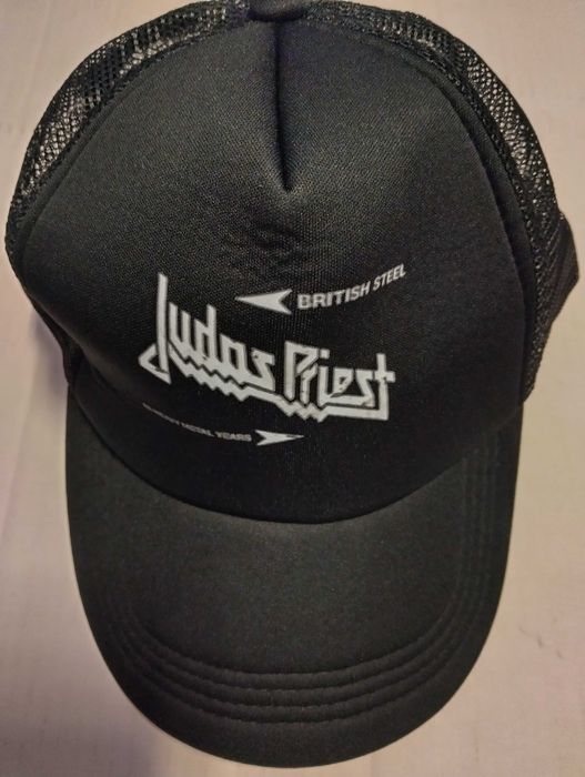 Шапки  с  кузирка