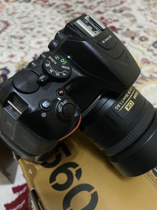 Nikon 5600D фотопарат