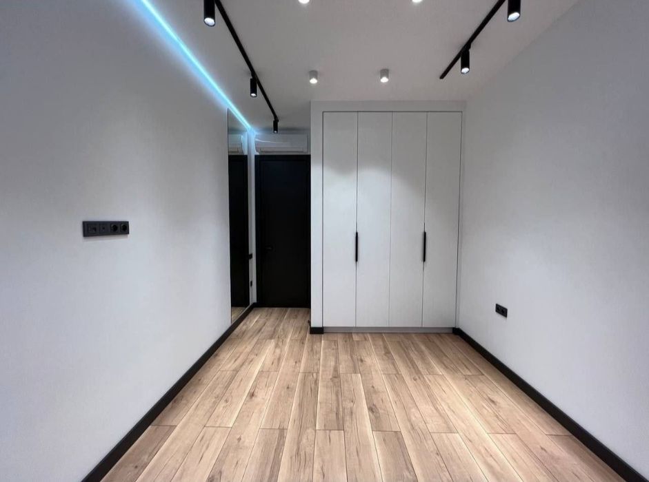 Сдаётся 3х комнатная квартира в новостройке жк парисен golden house