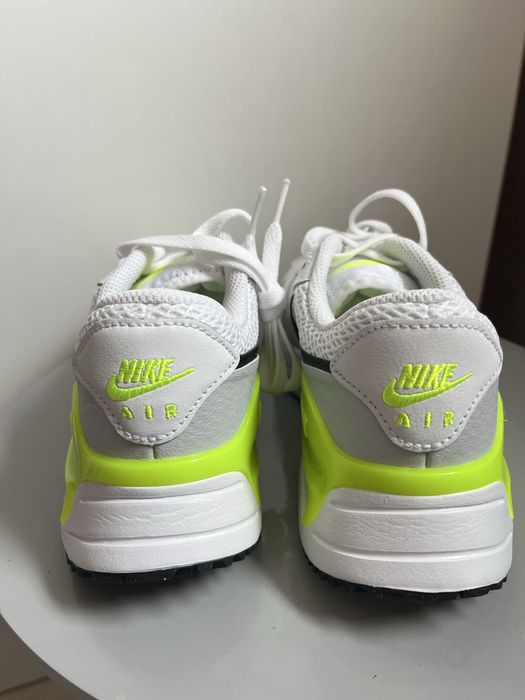 Дамски маратонки Nike