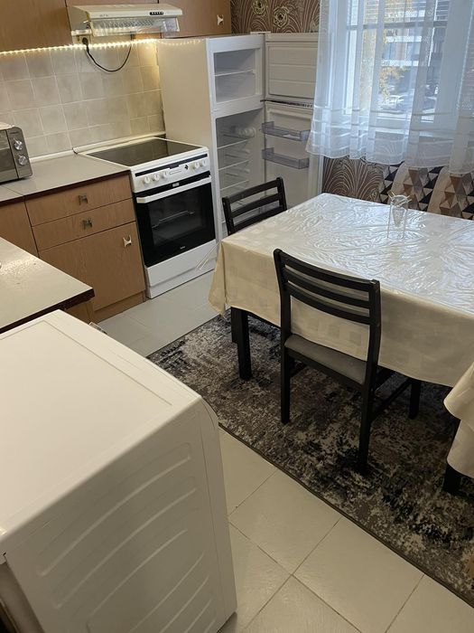 Дава се под наем Двустаен апартамент в Пловдив, Христо Смирненски - 75 кв.м за 400 € - Снимка #1