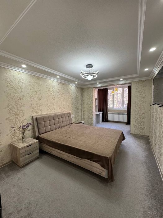 Срочно срочно задаётся квартира 2 комнатная 2 етаж адрес Вагзал 400у.е