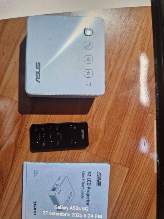 Proiector portabil ASUS ZenBeam