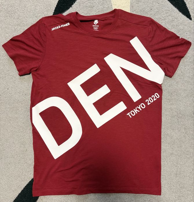 Маркови дрехи за повече информация на лично същобщение