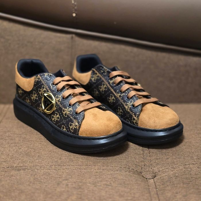 Дамски маратонки Guess, 2 цвята