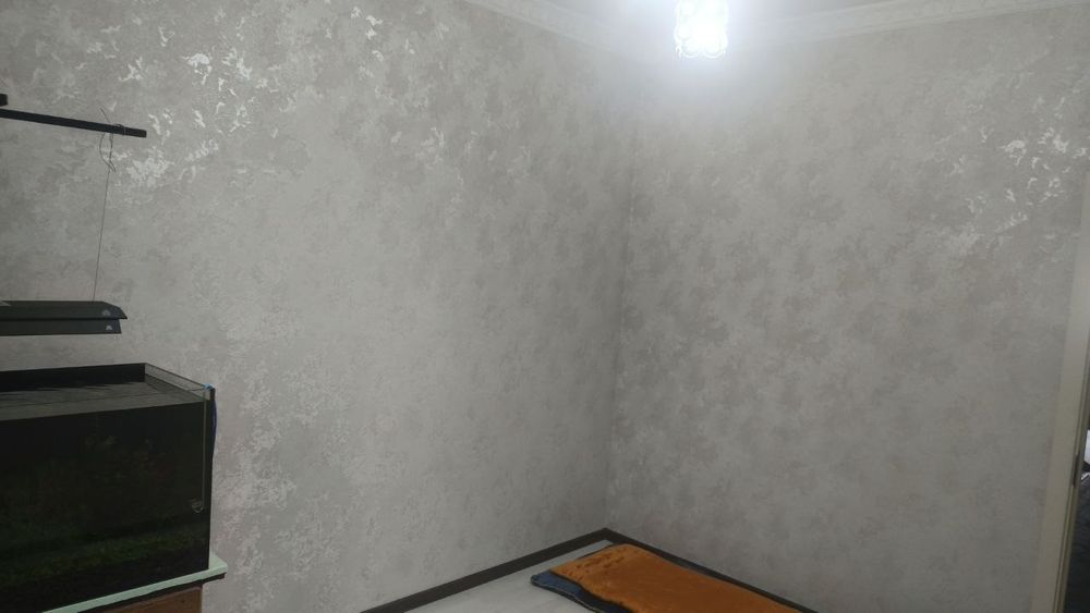 Продаётся 2х комнатная квартира срочно.