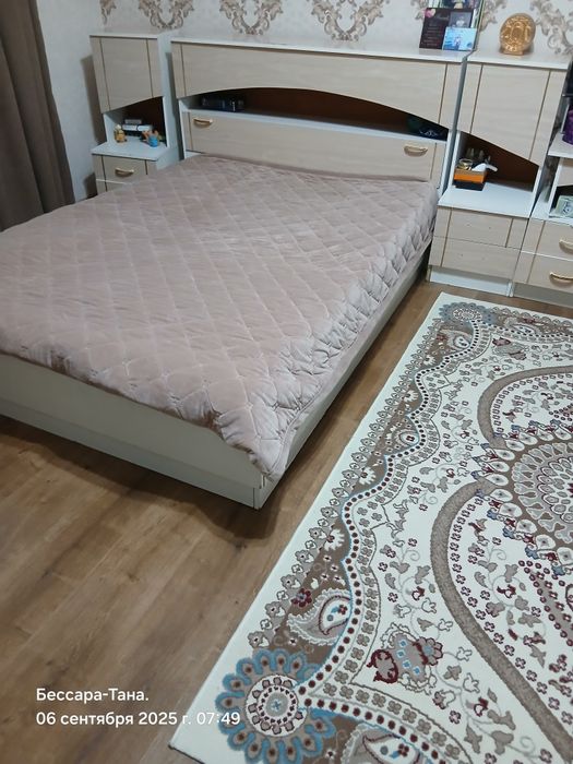 Спальный гарнитур б/у