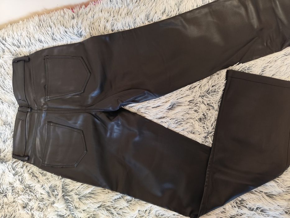 Кожен панталон ZARA