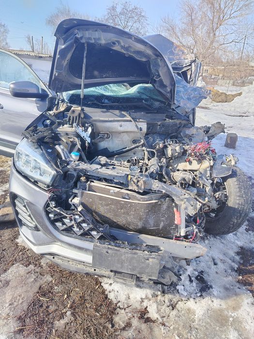 Продам машину после аварии