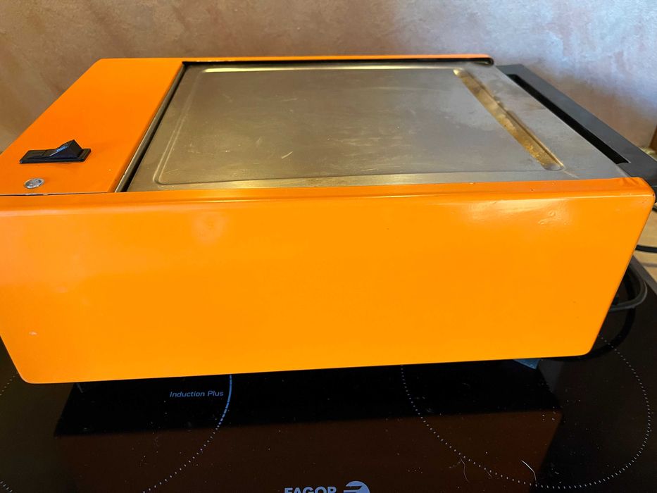 Елекрически грил за шишчета