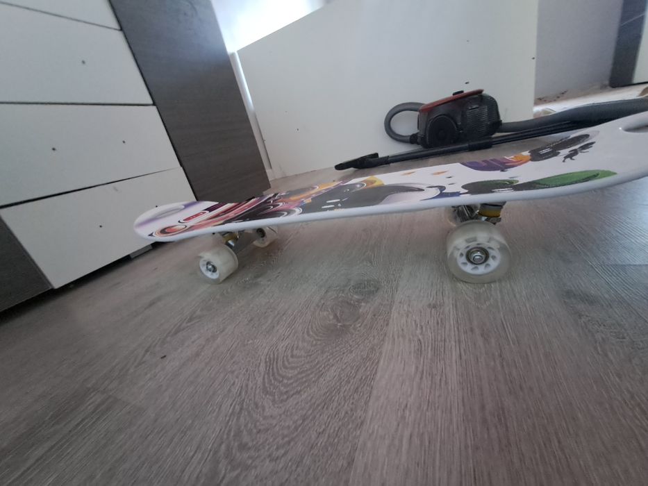 Скейтборд новый мощный