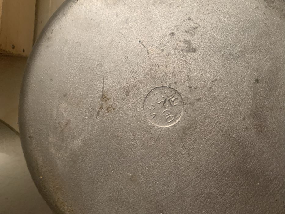 сковордка чугунная