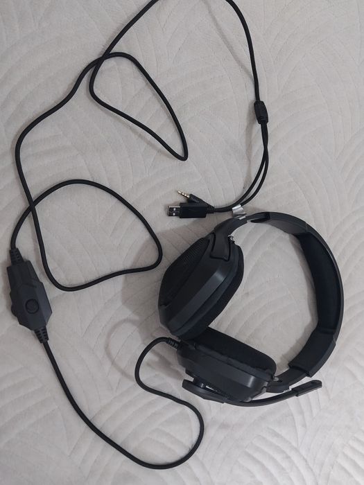 Продам качественные наушники, почти новые