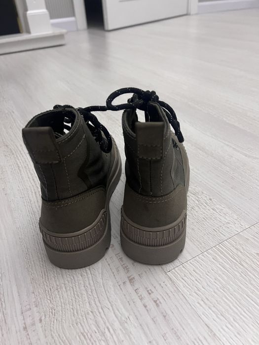 Ботинки димесезонные