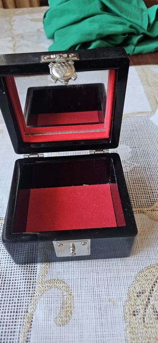 Шкатулка с перламутром Корея