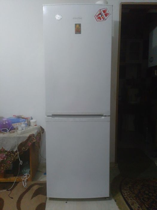 Frigider Arctic  în stare bună