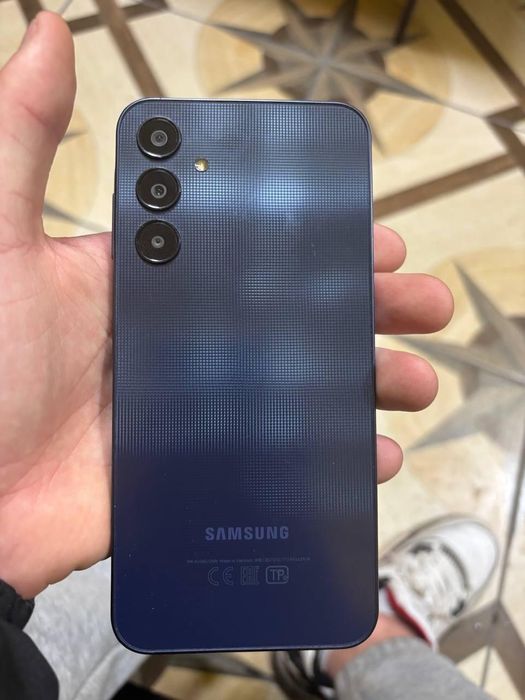 Samsung A25 в хорошем состоянии
