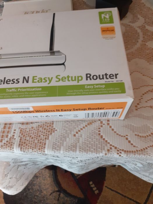 Vînd router Tenda de150mbps