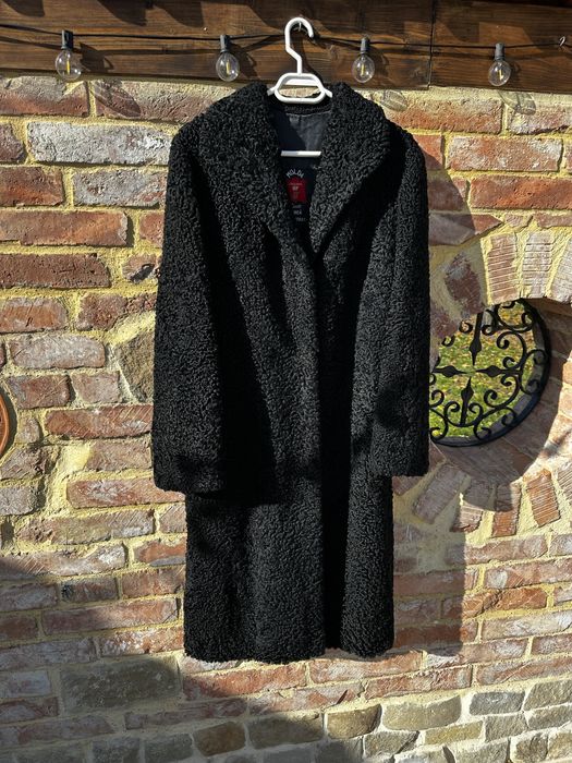 Blană naturală lungă de Astrahan ( miel)