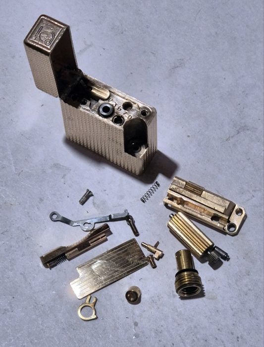 St.Dupont Ligne 1 Gold Diamond Head