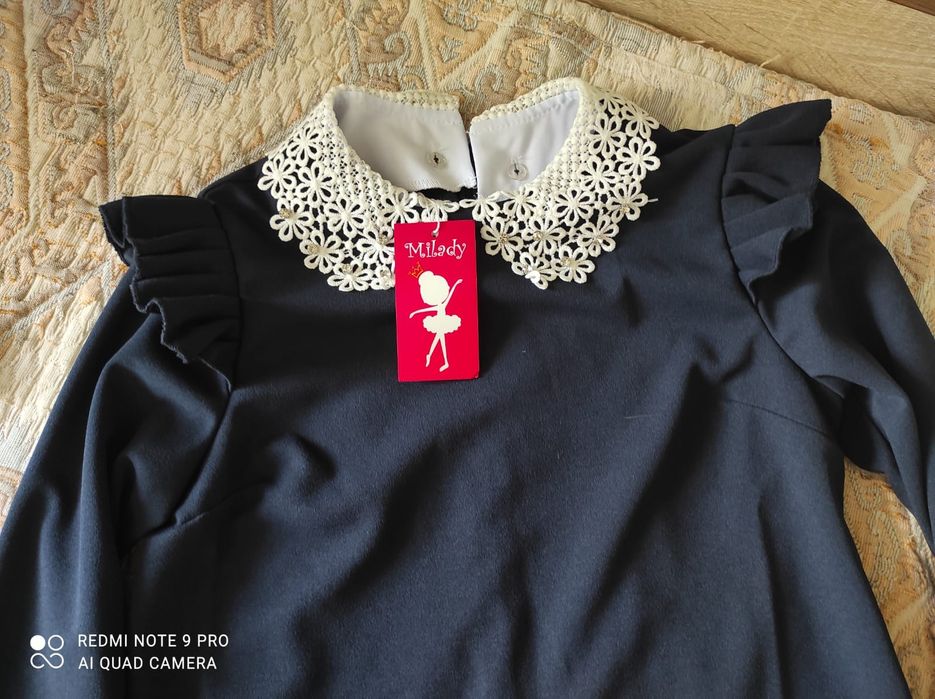 Платишки на девочку в школу