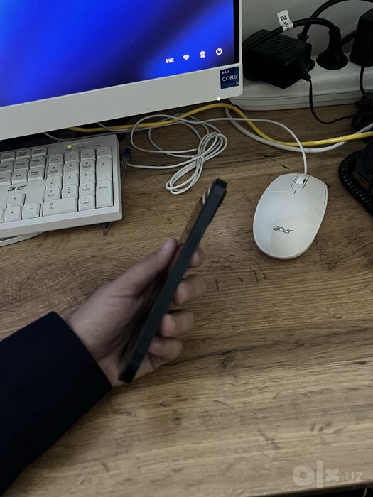 Iphone 13 в идеальном состоянии
