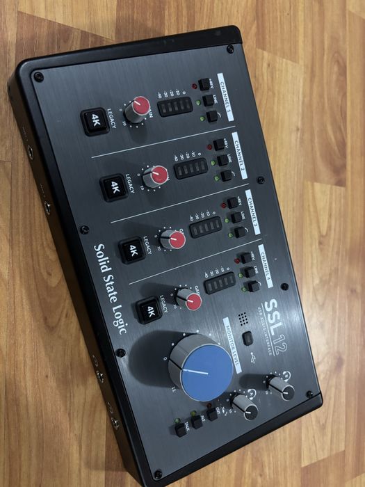 Placa sunet SSL 12 defecta ( citeste descrierea)