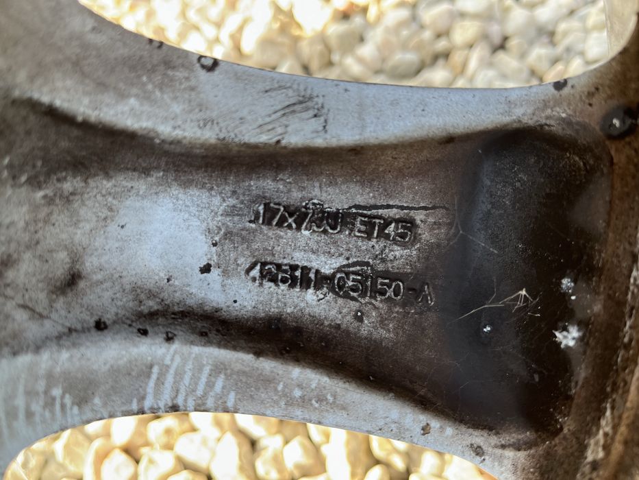 Джанти за тойота 5х100-17 цола