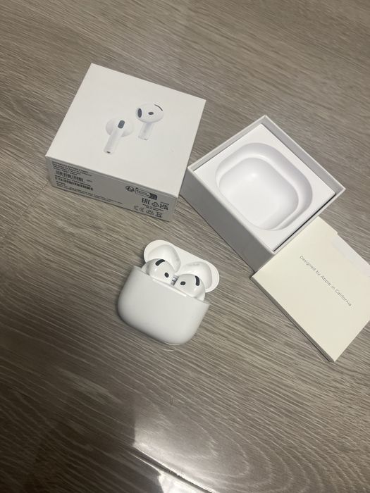 AirPods 4 cu ANC – ca noi – sunet premium