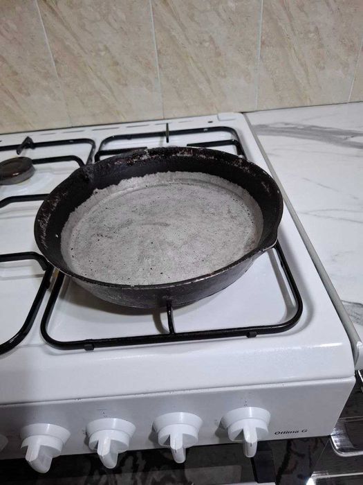 Продам  сковородку советскую
