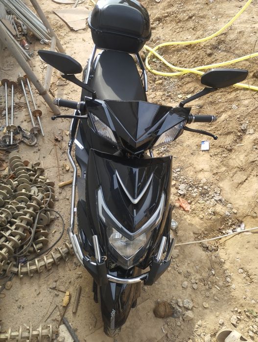 skuter elektro yangi