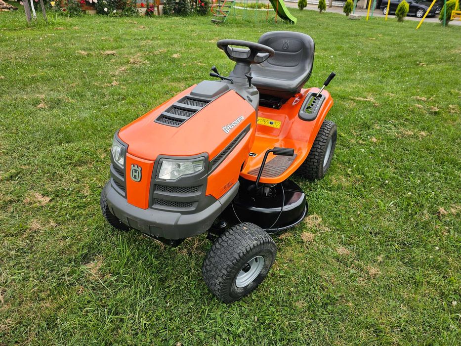 Тракторна Косачка HUSQVARNA / KOHLER. 15.к.с. ПЕРФЕКТНА