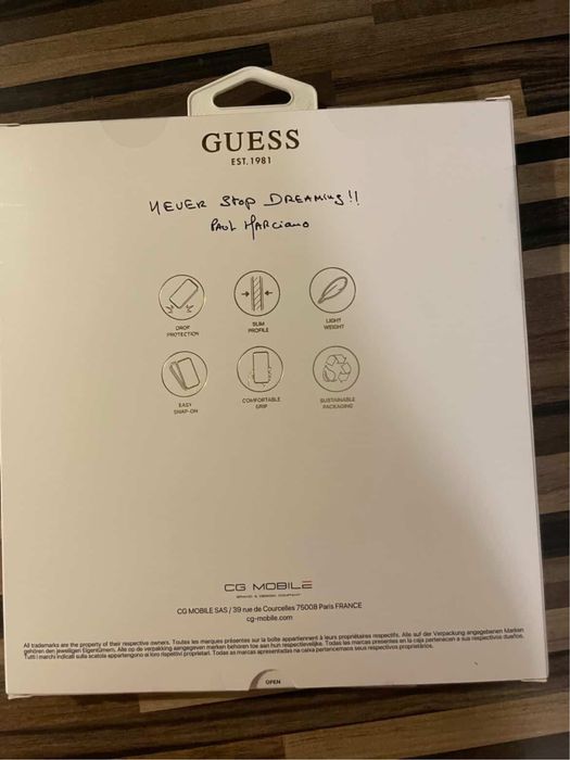 Луксозен комплект Guess 3-в-1 за iPhone 15 Pro Max – Чисто нов!