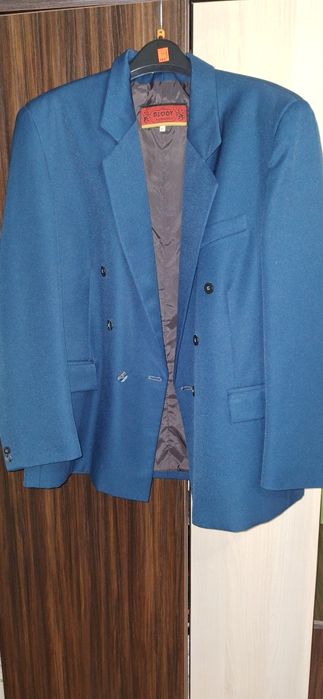 Costum pentru barbati