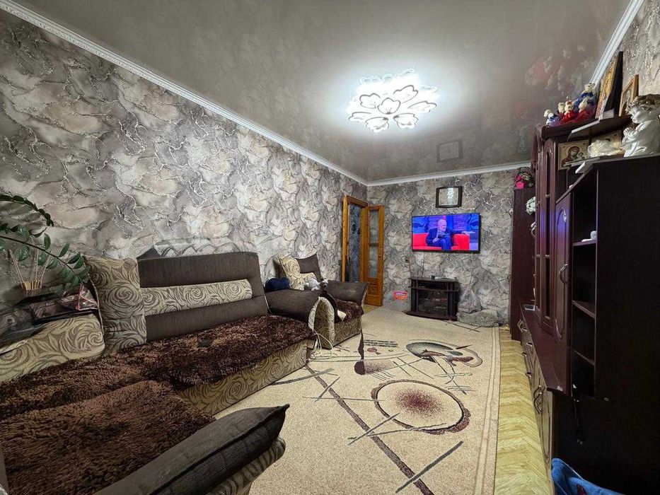 Продам 3 комнатную 19 МКР, КШГ