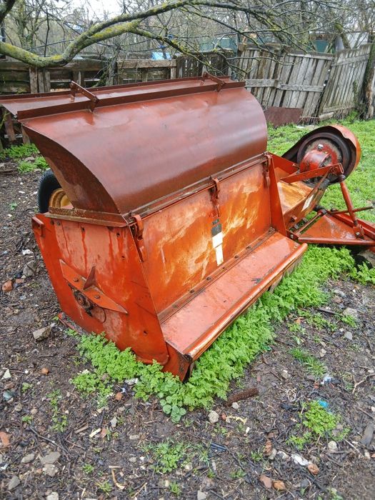 Vând toacatoare resturi vegetale