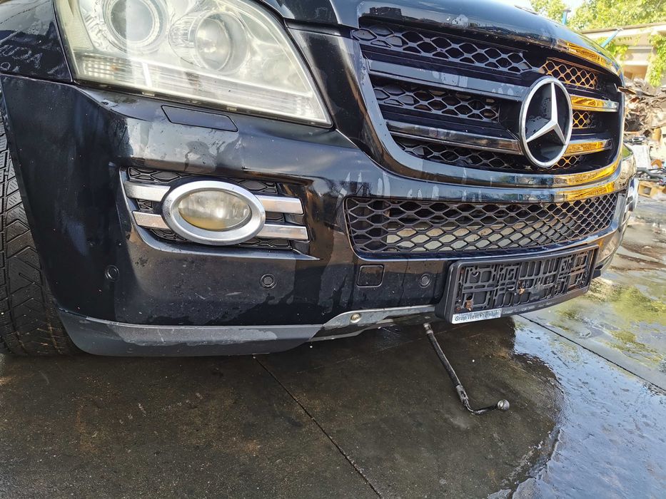 Dezmebrez mercedes gl x164 320cdi/420cdi /bara /faruri/capota