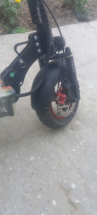 Elektrosamokat KugoKirin