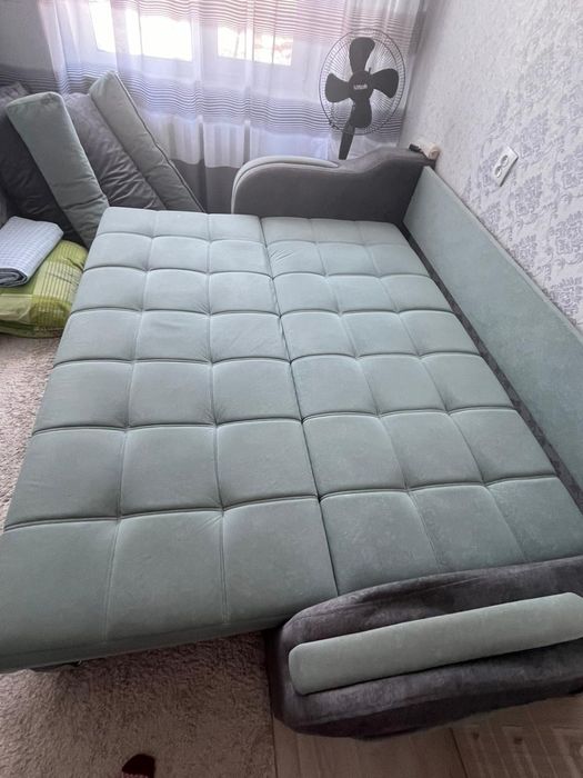 Диван в хорошем состоянии