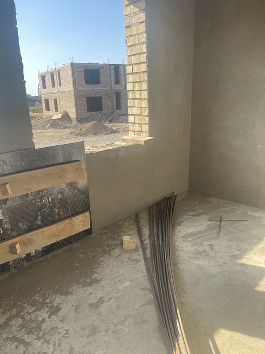 Продам дом 240 м2 на 15 сотках