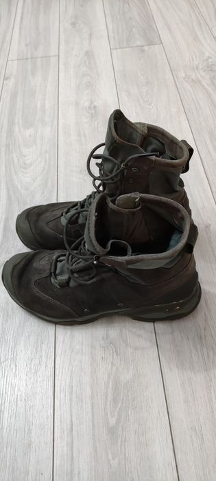 Vând bocanci Salomon Jungle Ultra mărimea 44