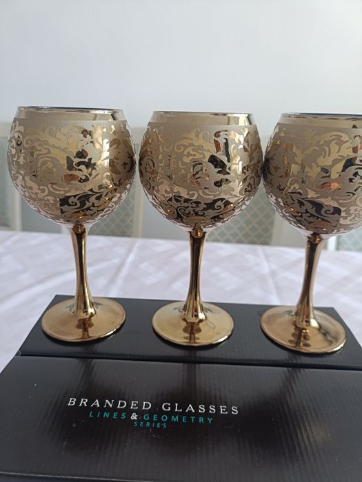 Фужеры и посуда  аааа