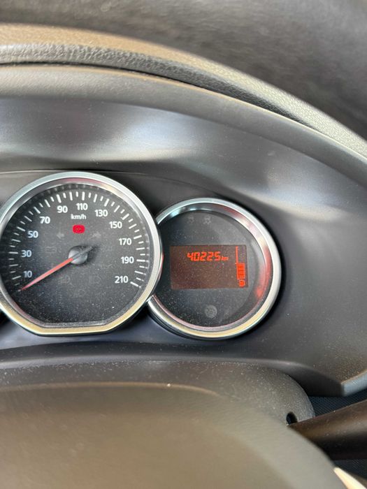 Dacia Logan 2019, 40.000 km - audio premium, camera, senzori, LED