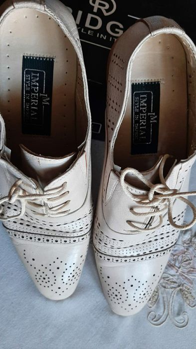 Продам обувь 40 рр