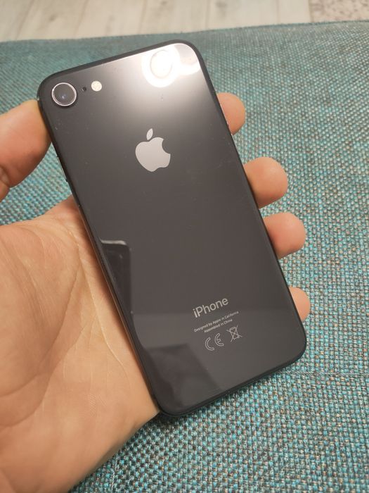 Iphone 8 64gb baterie 80% preț fix !