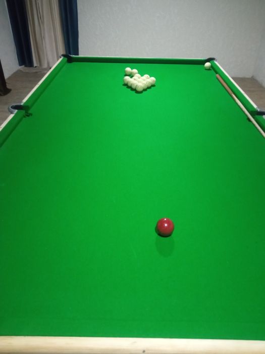 Bilyard stol sotiladi