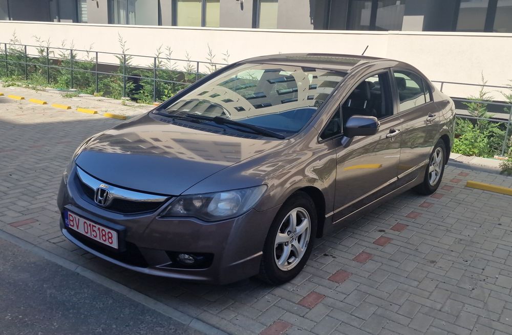Honda Civic Hybrid 2010